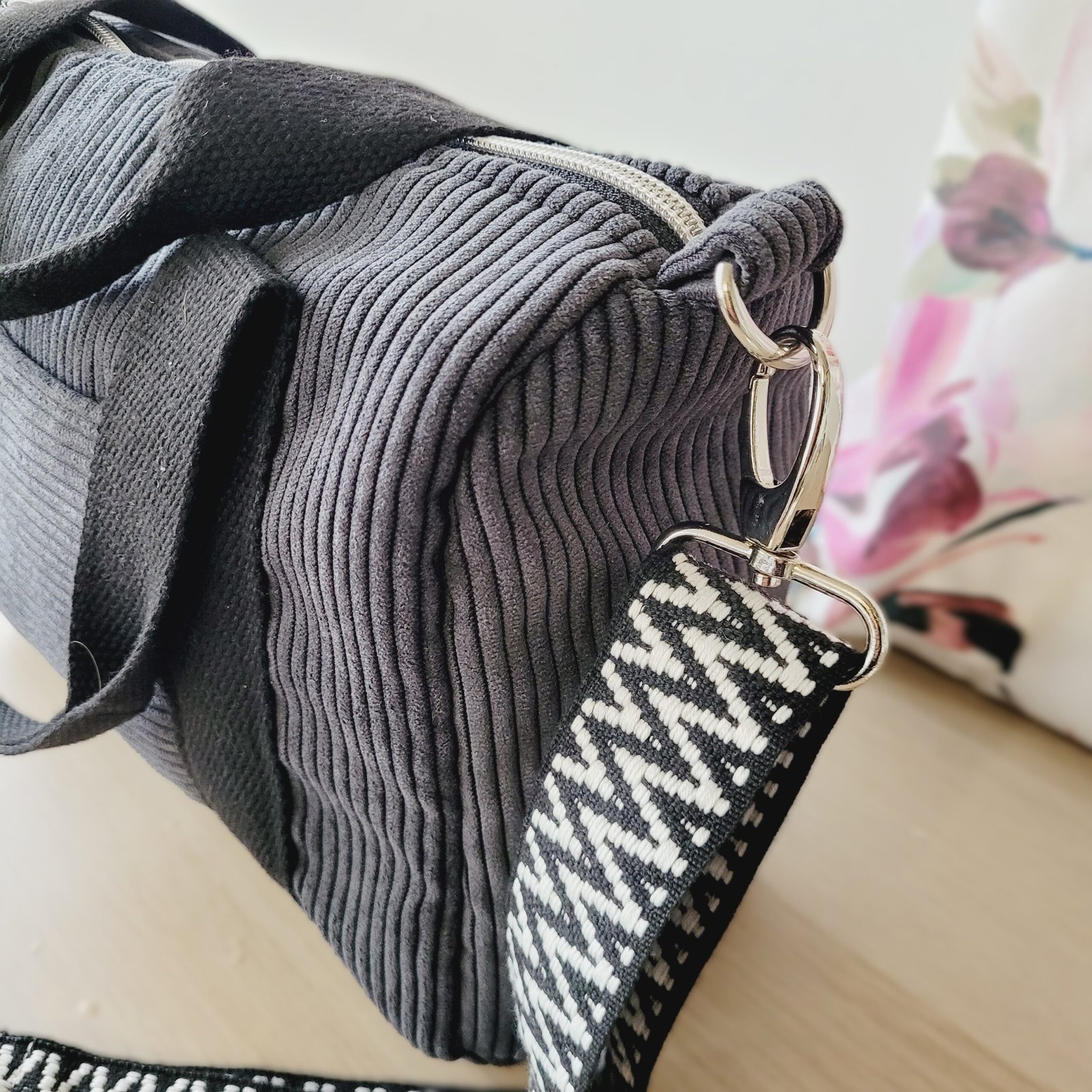 Sac Week end velours côtelé anthracite – Image 3